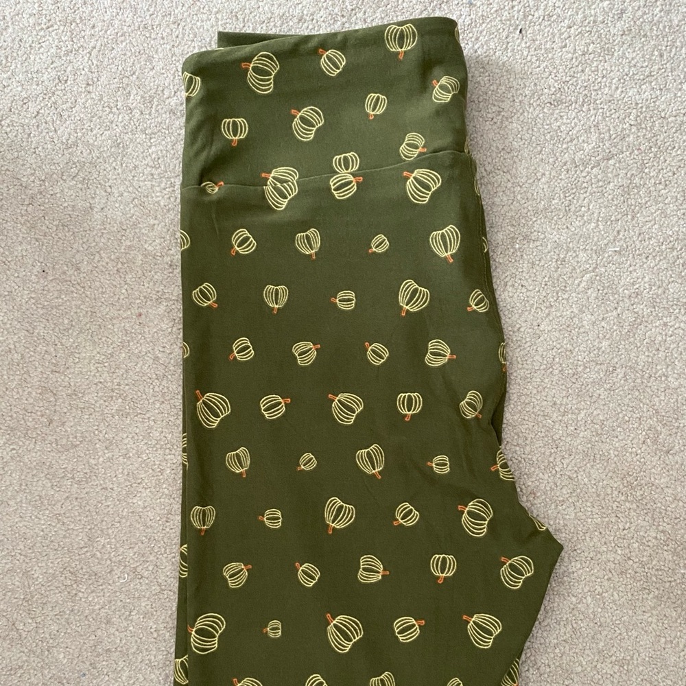 Fall printed leggings